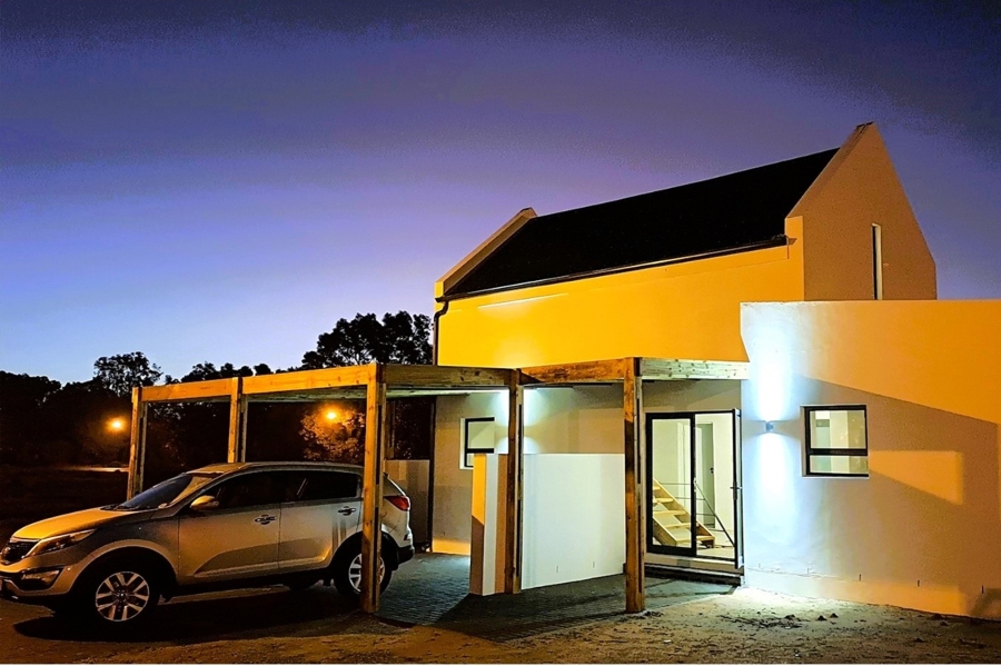 2 Bedroom Property for Sale in Brittania Beach Estate Western Cape